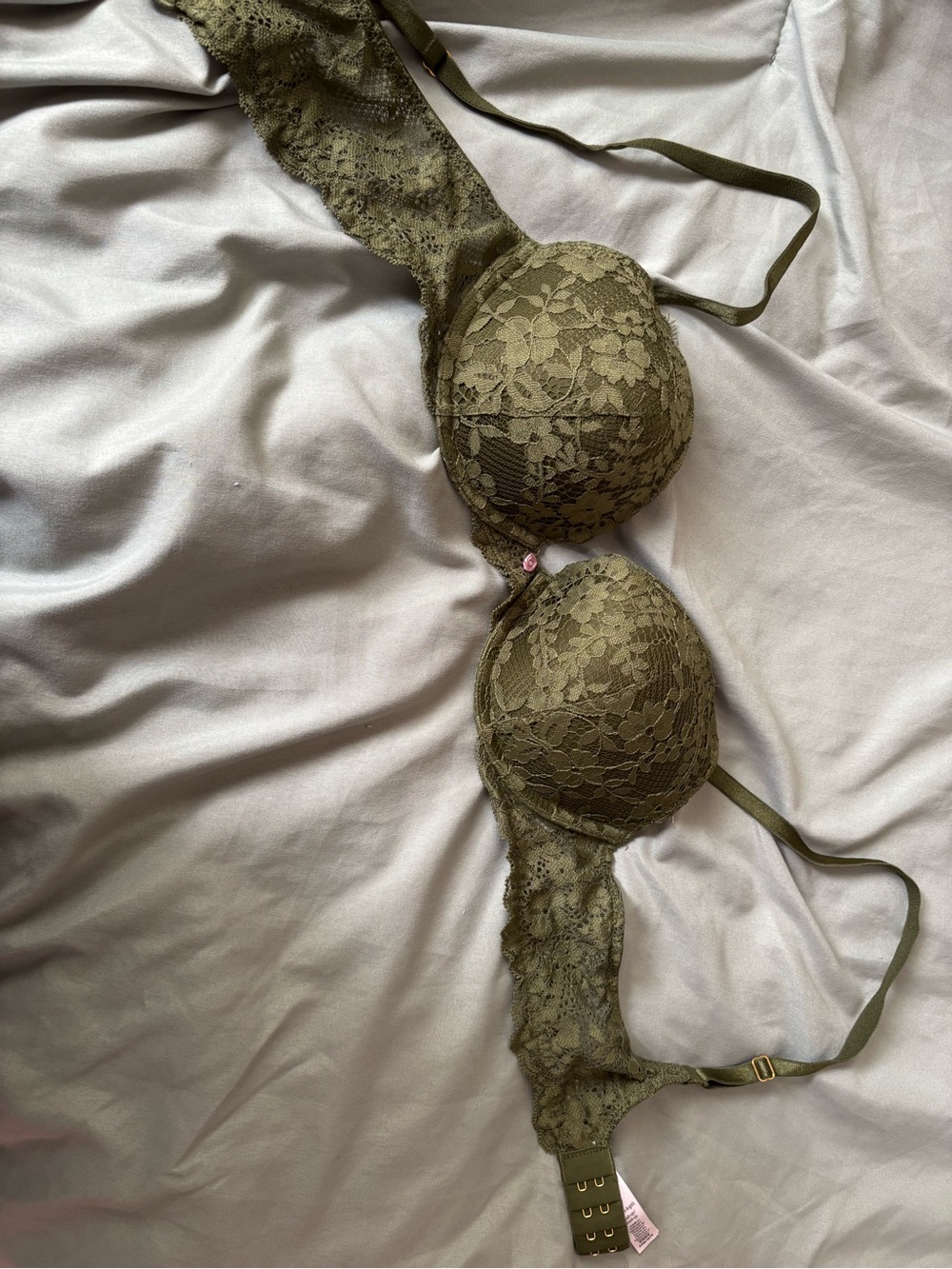 Victoria's Secret Olive Lace Dream Angels Push-Up Bra